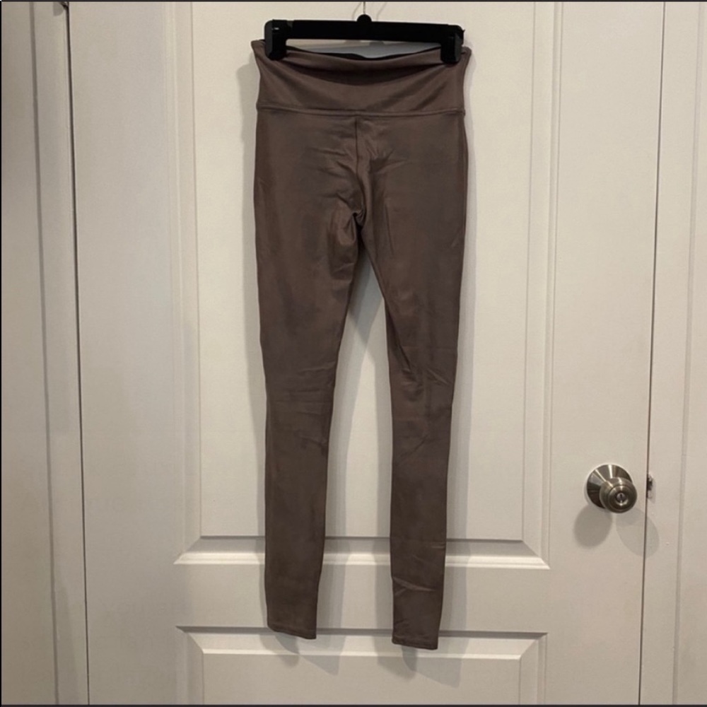 Spanx Faux Leather Leggings in Color Antique Rose - Picture 5 of 5